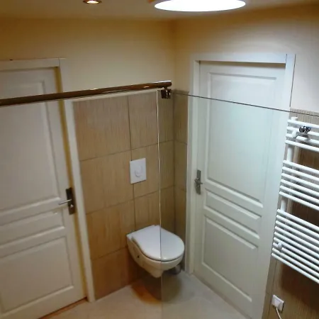 Le Mazet D'uzes * Юзес